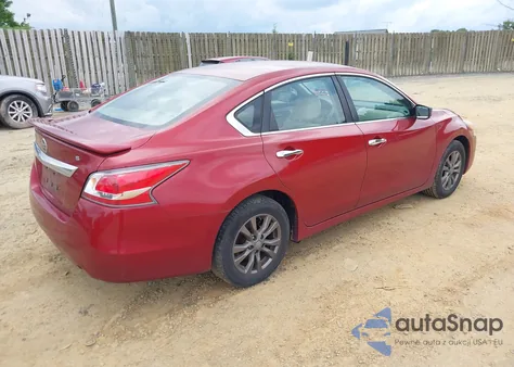 2015 Nissan Altima 2.5 S из США, поврежденный, VIN 1N4AL3APXFC248410